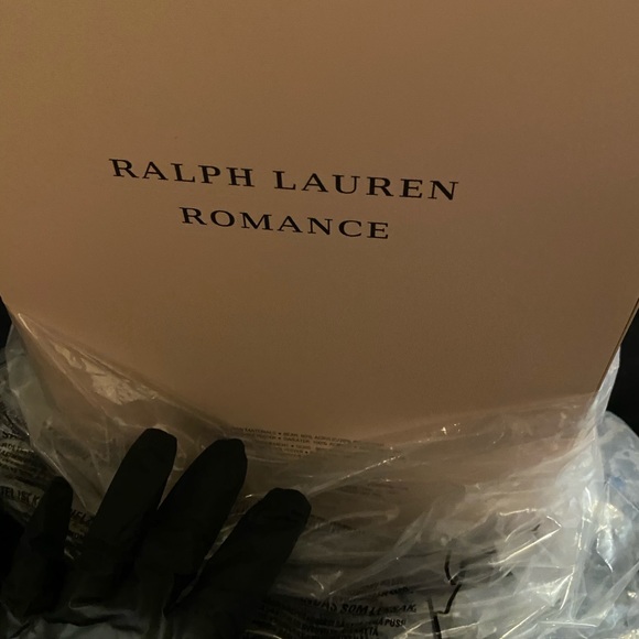 COPY - Holiday Edition 2021 Ralph Lauren Romance Bear - Picture 7 of 8